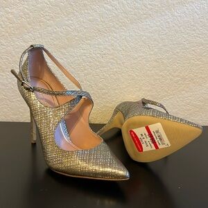 new with tag, gold heels